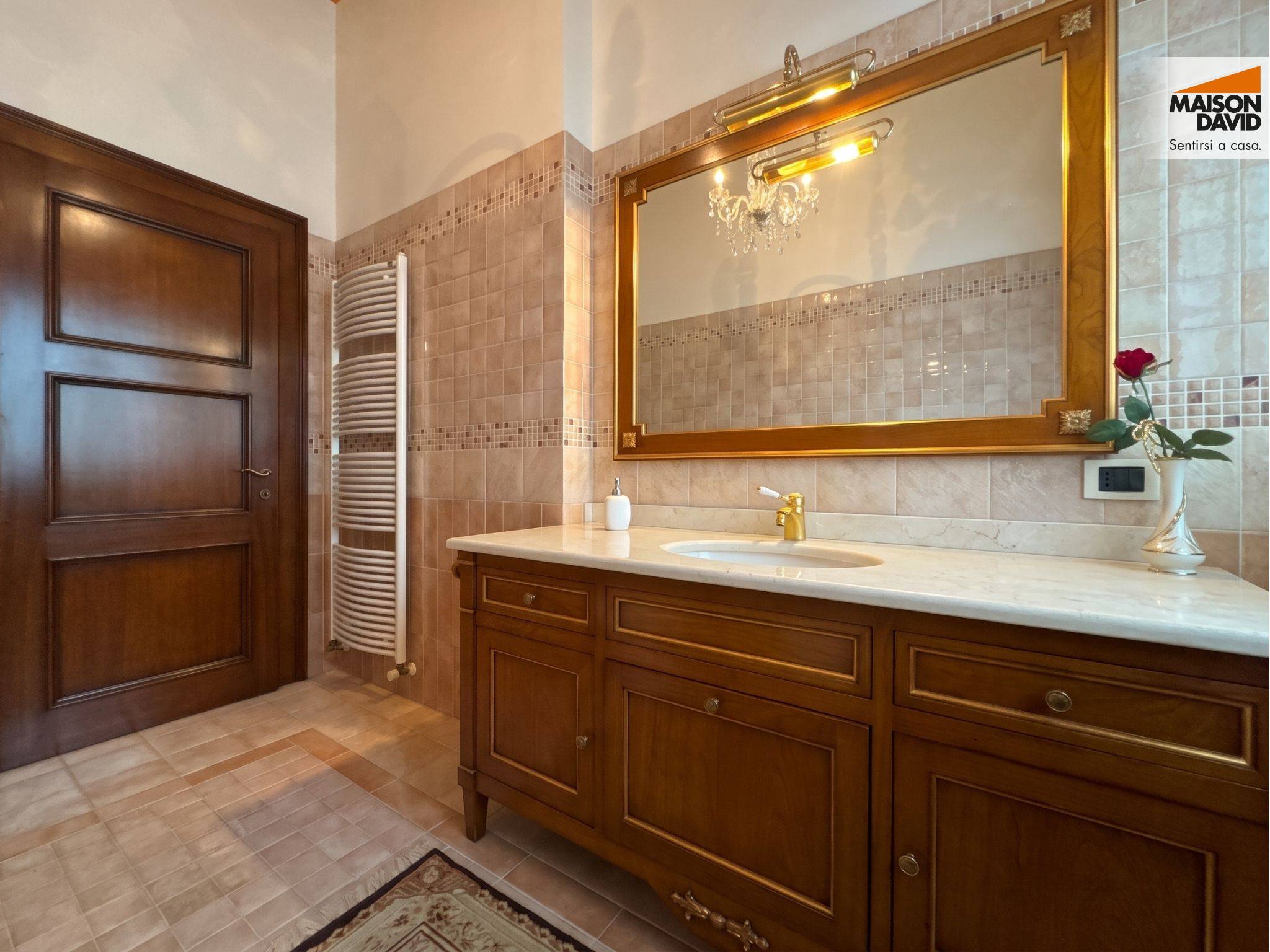 Villa in vendita a Colceresa