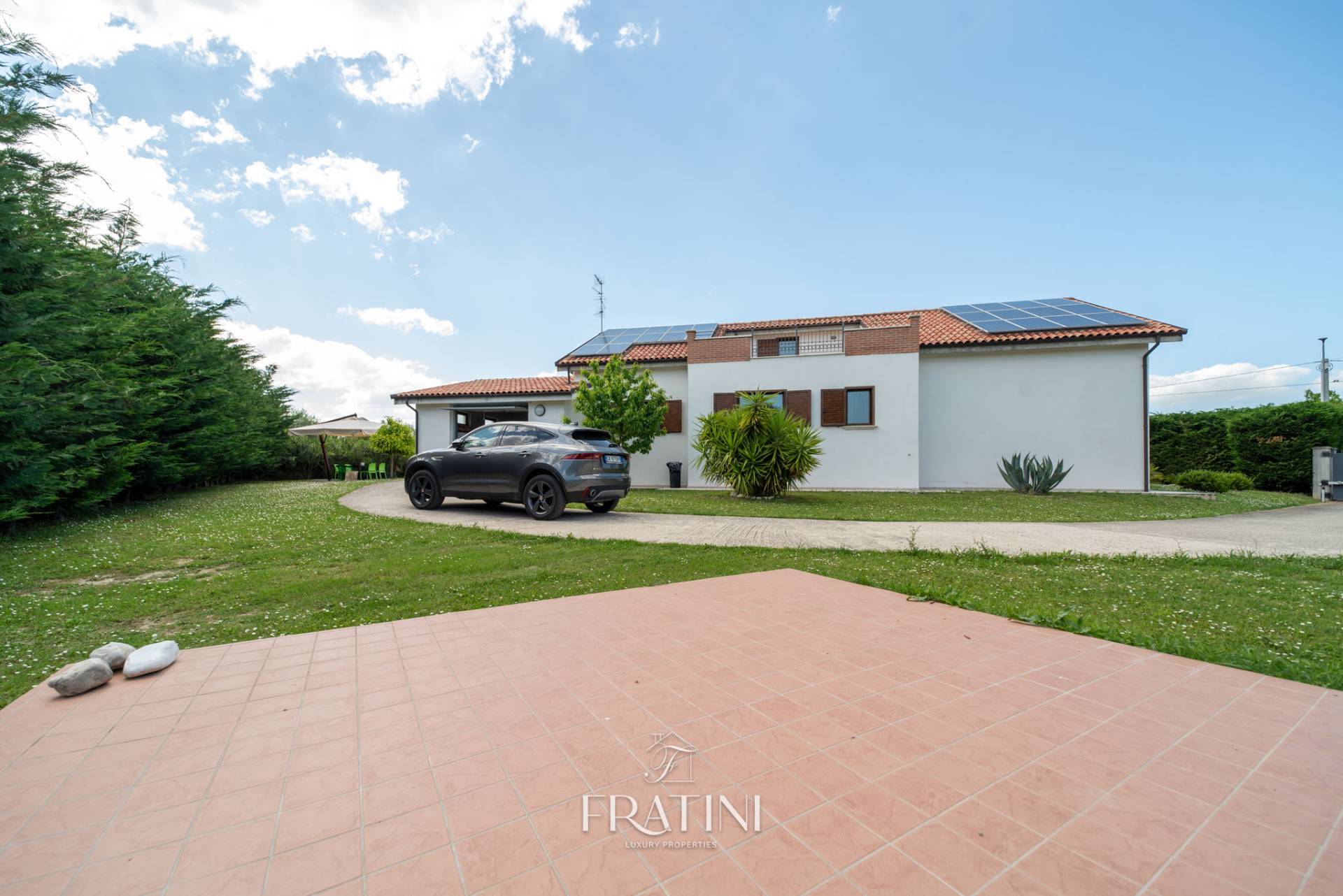 Villa Unifamiliare in vendita a Sant'Egidio alla Vibrata