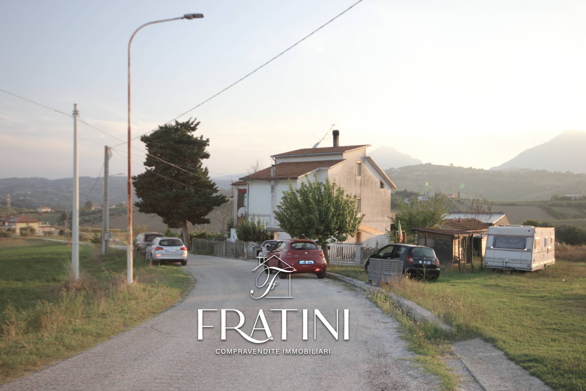 Casa indipendente con box a Civitella del Tronto