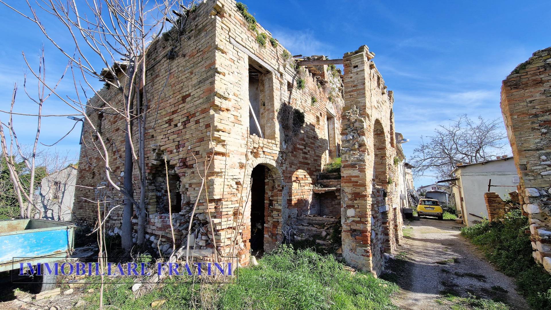 Rudere in vendita a Civitella del Tronto