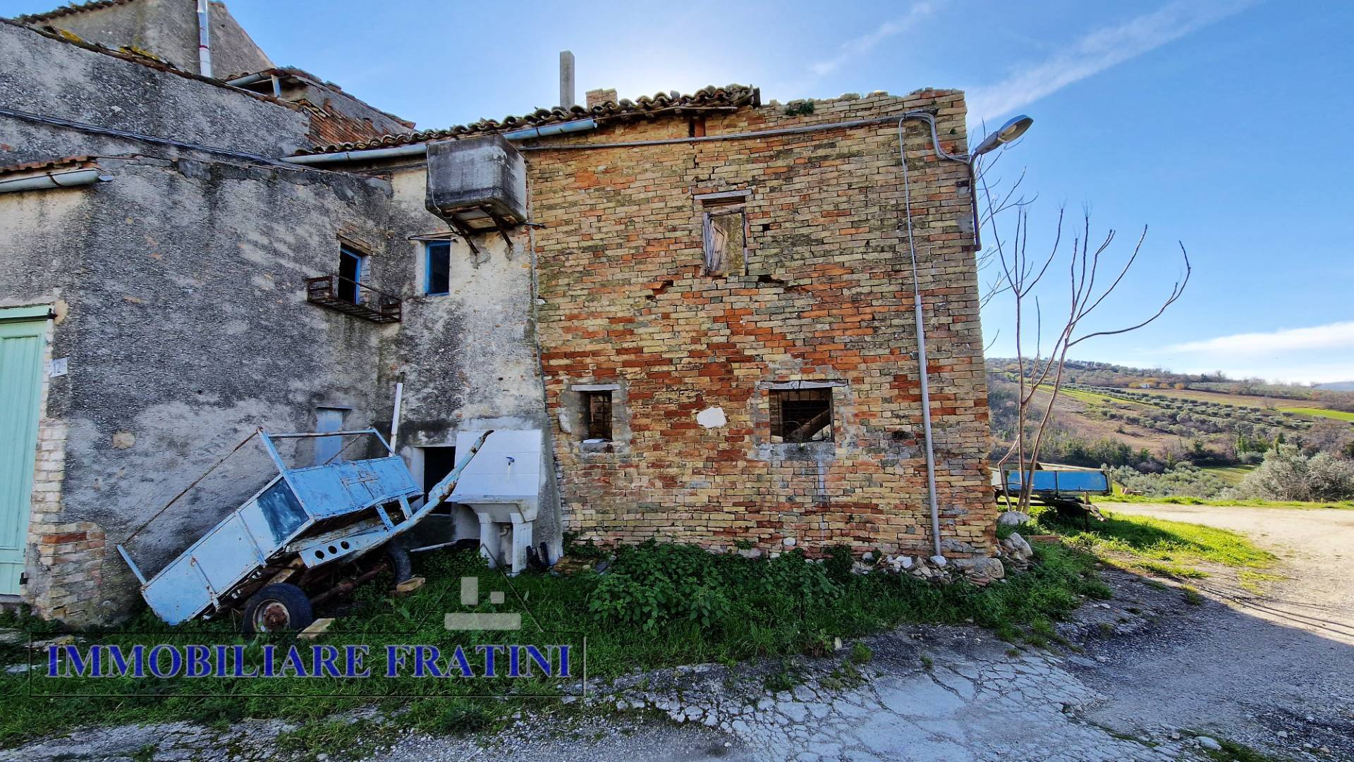 Rudere in vendita a Civitella del Tronto