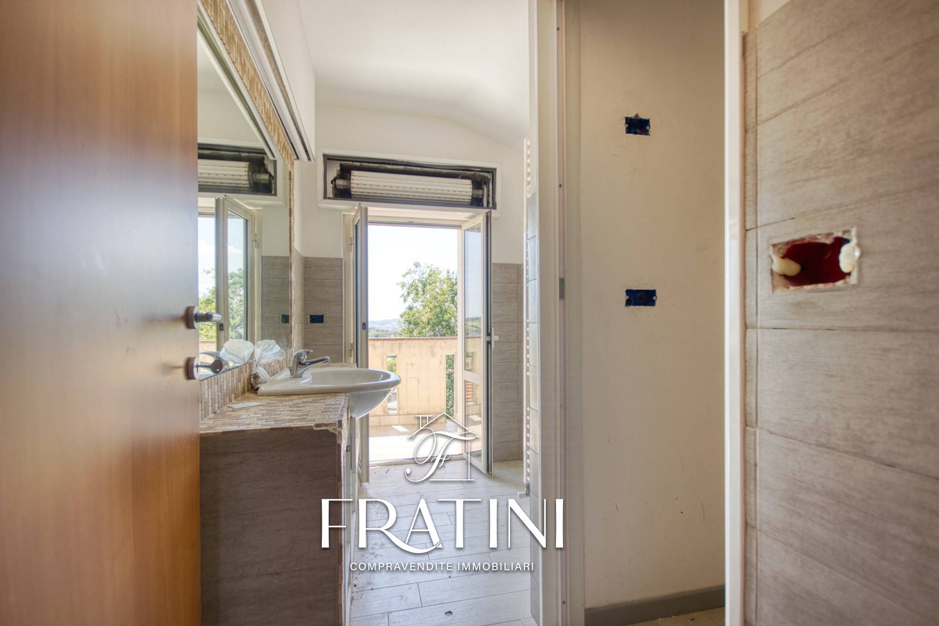 Attico in vendita a Ancarano