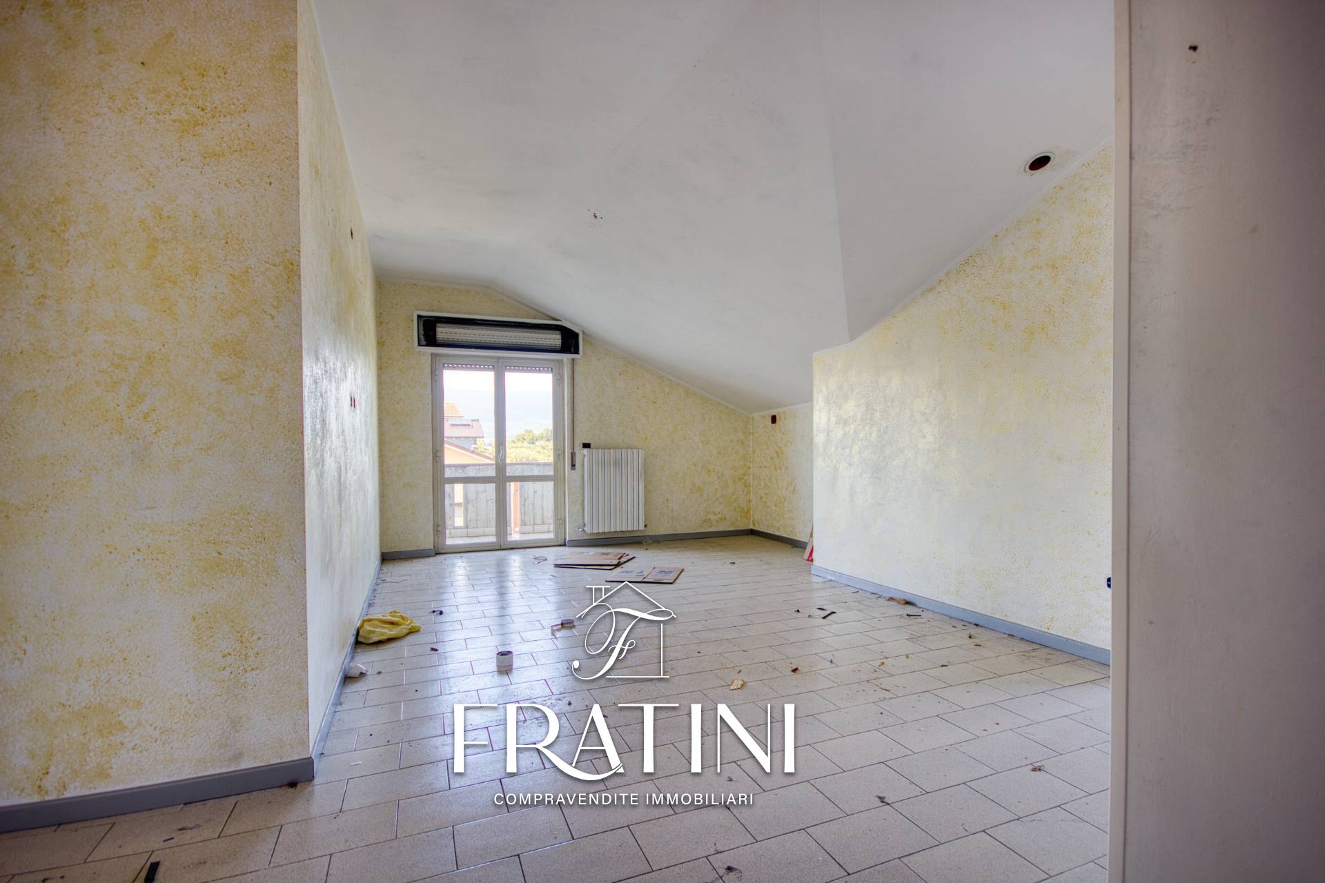 Attico in vendita a Ancarano