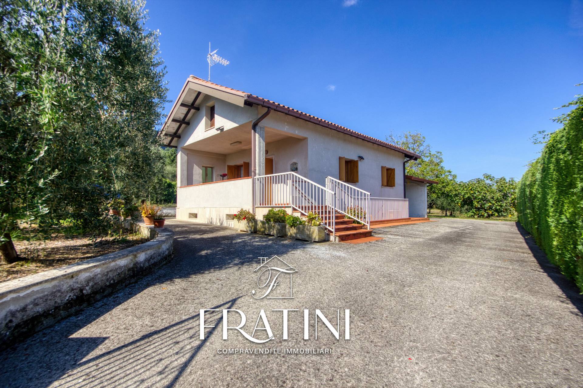Casa singola in vendita a Civitella del Tronto, Villa Lempa
