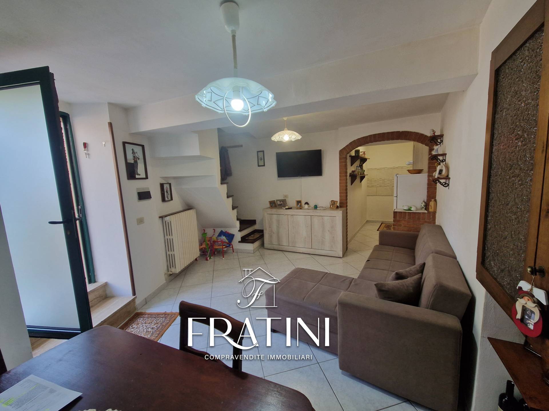 Appartamento Indipendente in vendita a Civitella del Tronto, Cerqueto