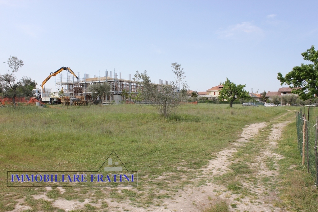 Terreno edificabile in vendita a Sant'Egidio alla Vibrata
