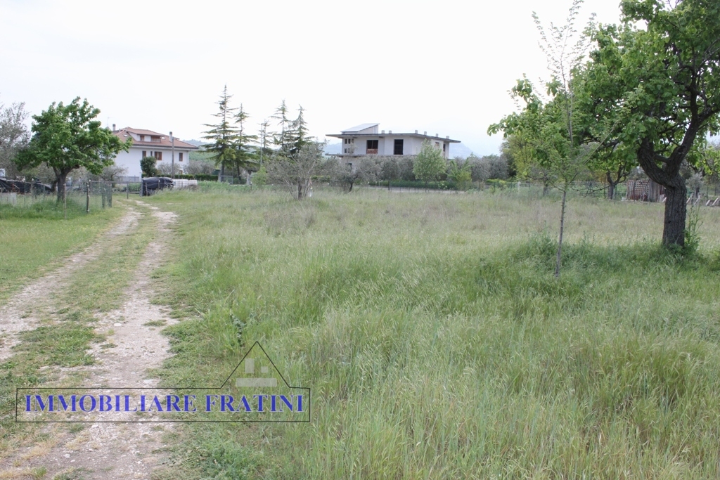 Terreno edificabile in vendita a Sant'Egidio alla Vibrata