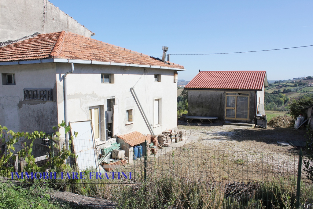 Casa singola in vendita a Civitella del Tronto, Santa Reparata