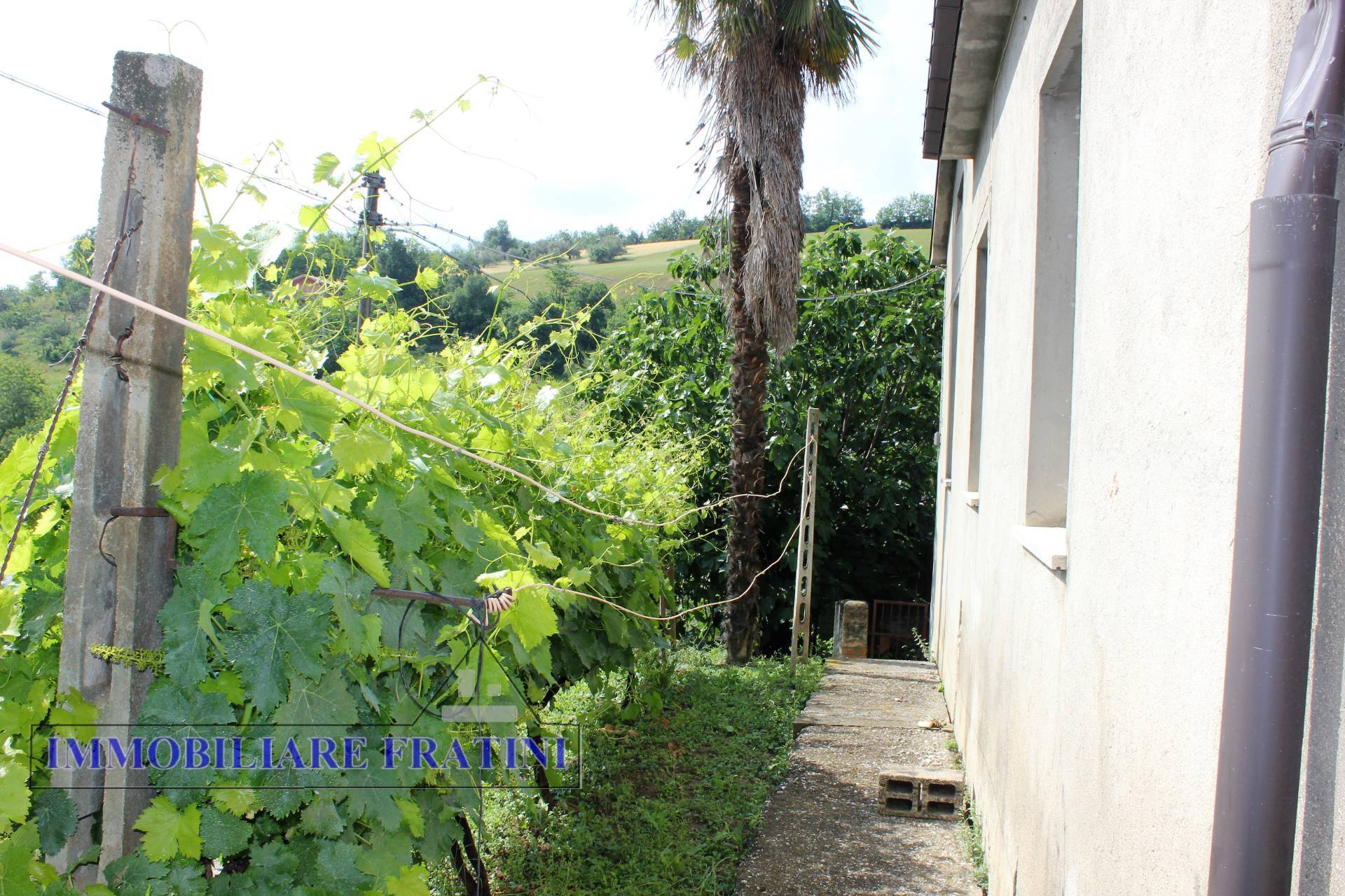 Casa singola in vendita a Tossicia, Palozza