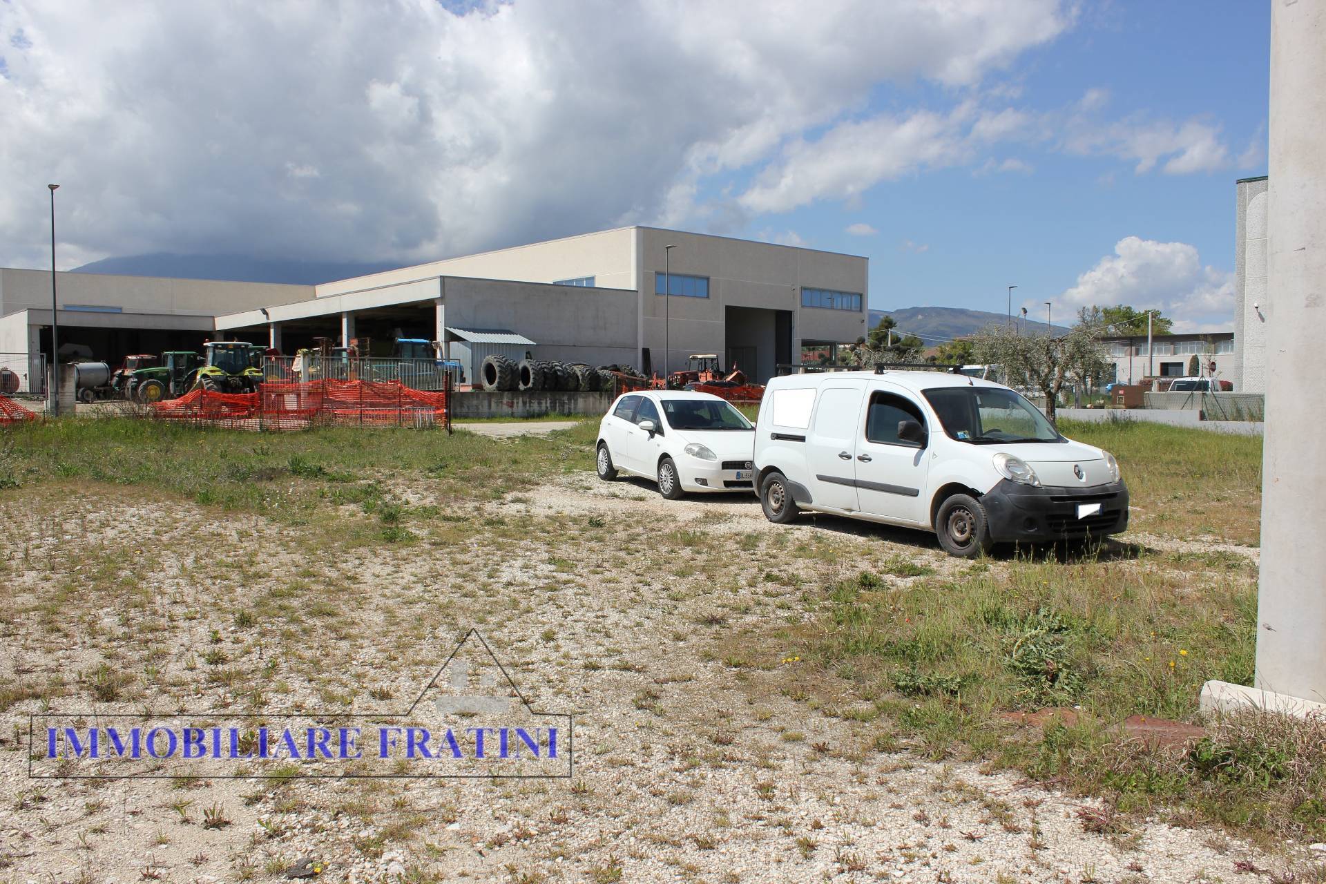 Capannone in vendita a Sant'Egidio alla Vibrata, Villa Mattoni