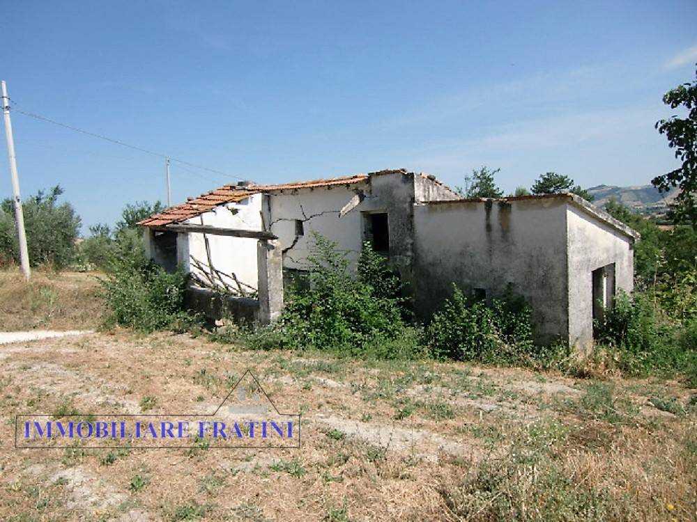 Casolare e Terreno in vendita a Civitella del Tronto, Ponzano