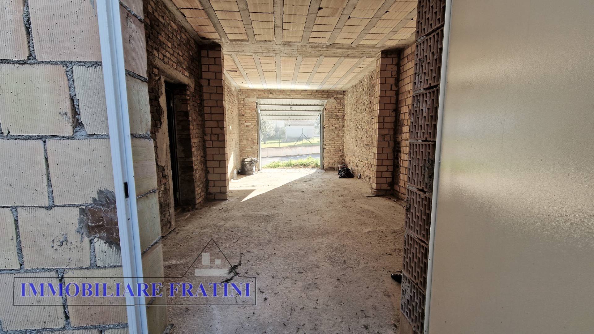 Casa singola in vendita a Nereto