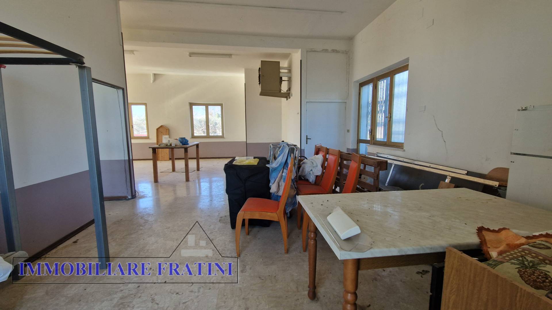 Opificio in vendita a Sant'Egidio alla Vibrata