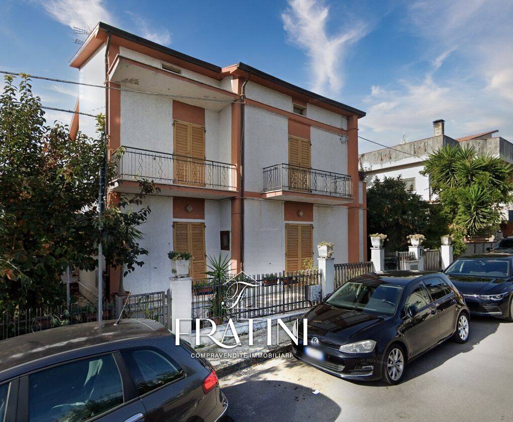 Casa singola in vendita a Nereto