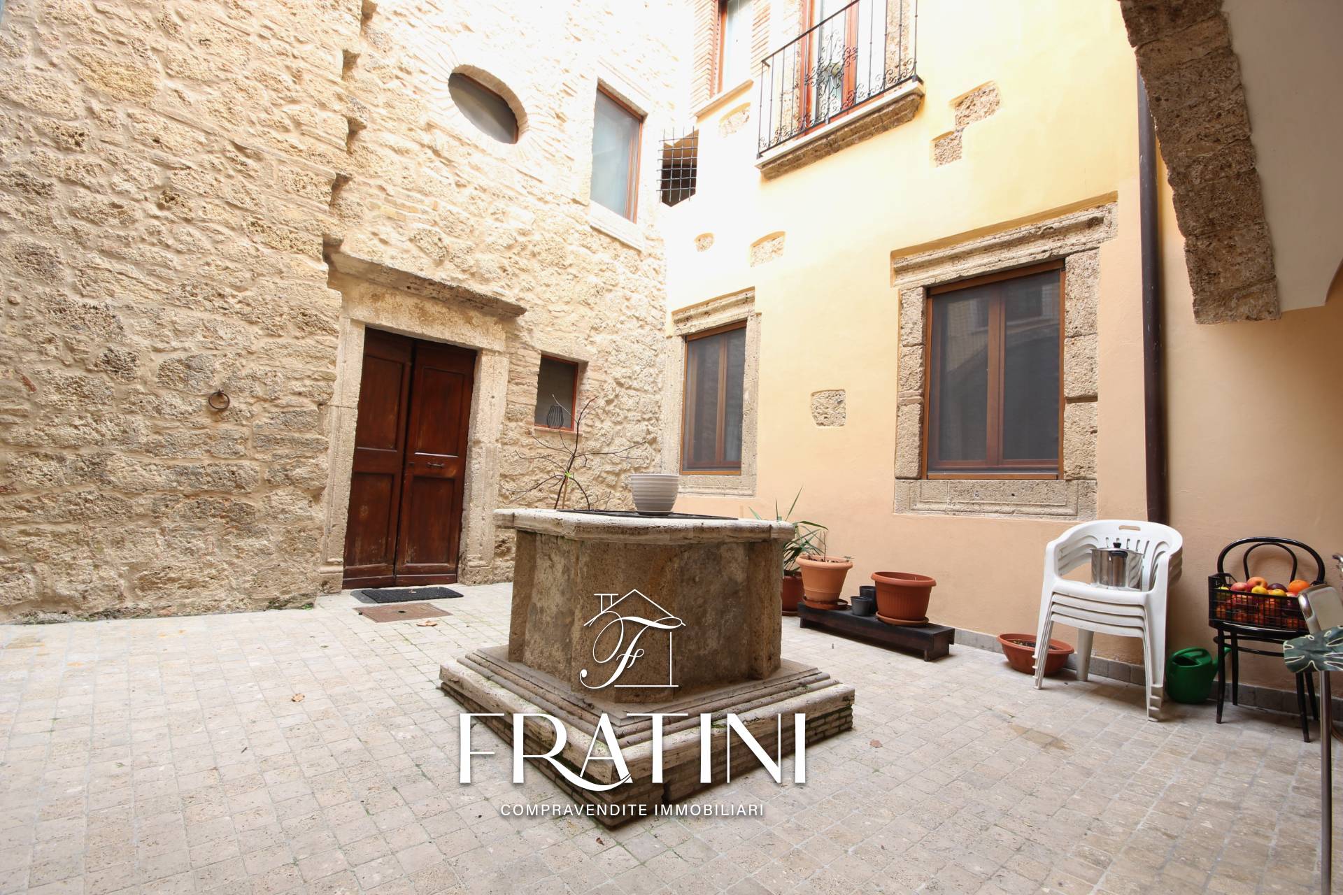 Appartamento Indipendente in vendita a Civitella del Tronto