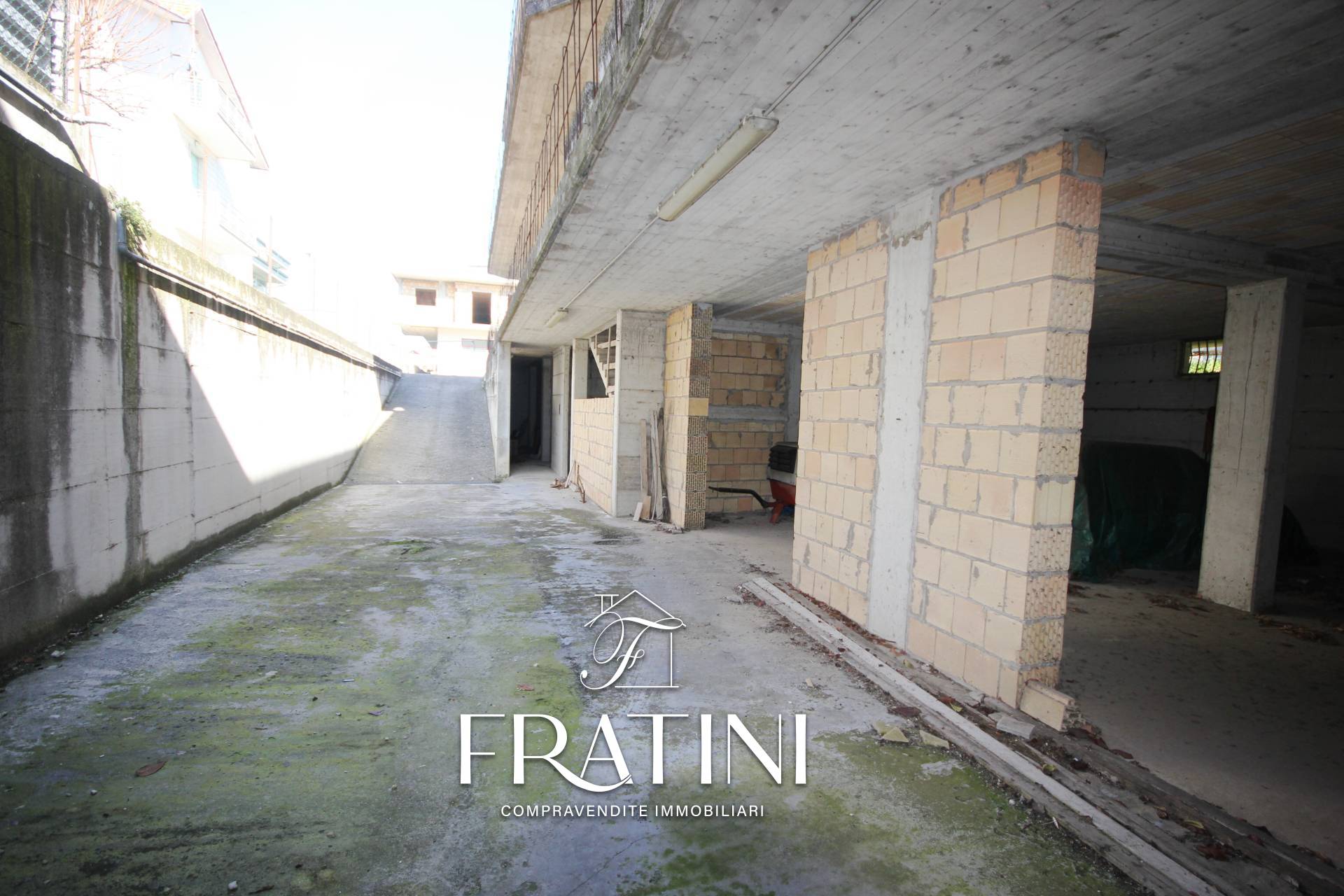 Casa Cielo Terra in vendita a Sant'Omero, Garrufo