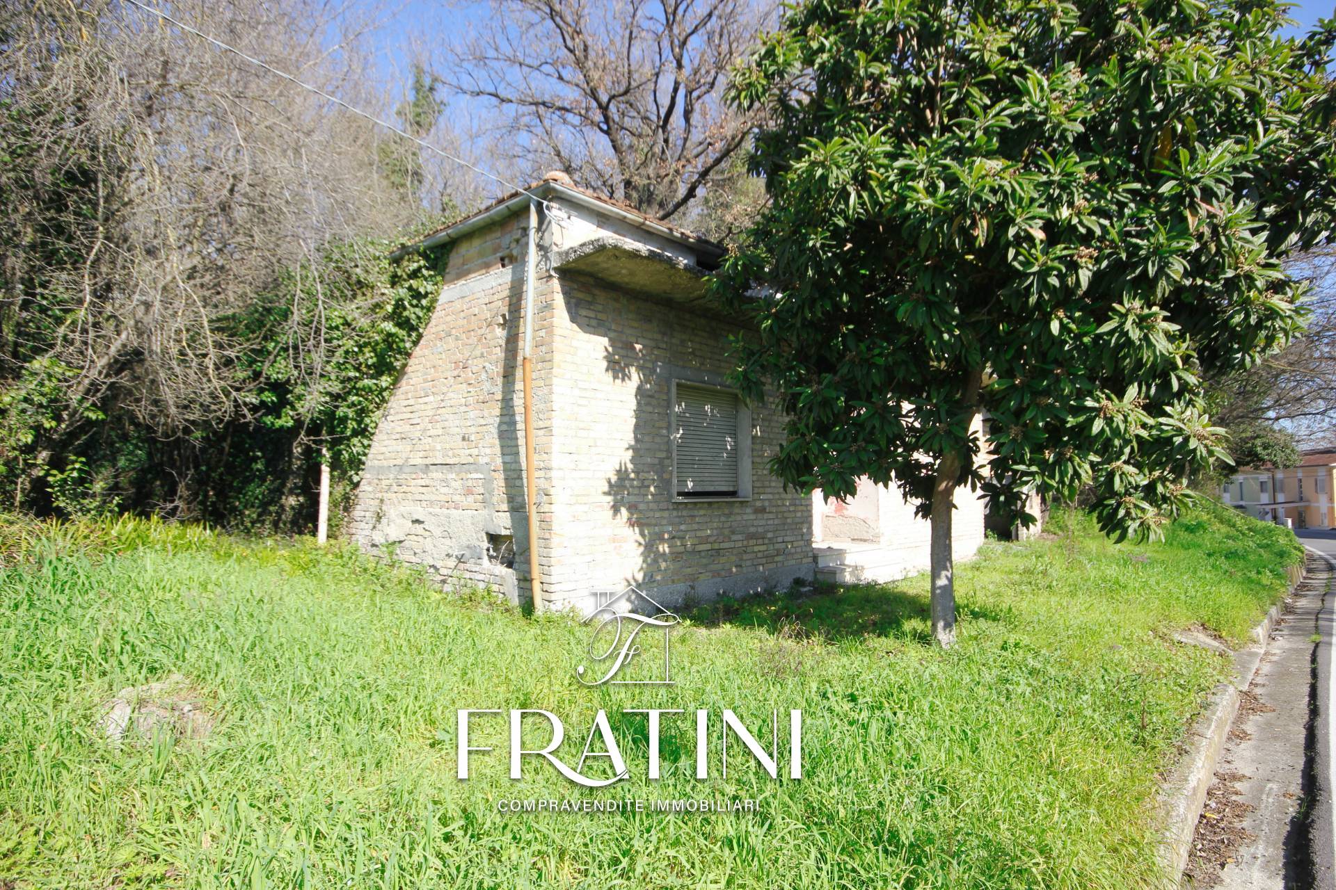 Casa singola in vendita a Campli