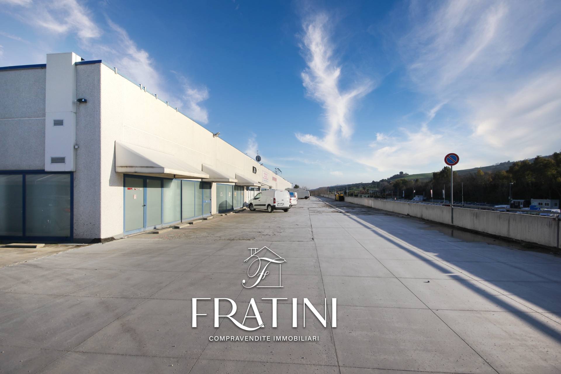 Capannone in vendita a Martinsicuro