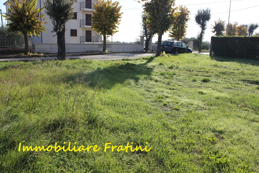 Terreno edificabile in vendita a Sant'Egidio alla Vibrata, Paolantonio