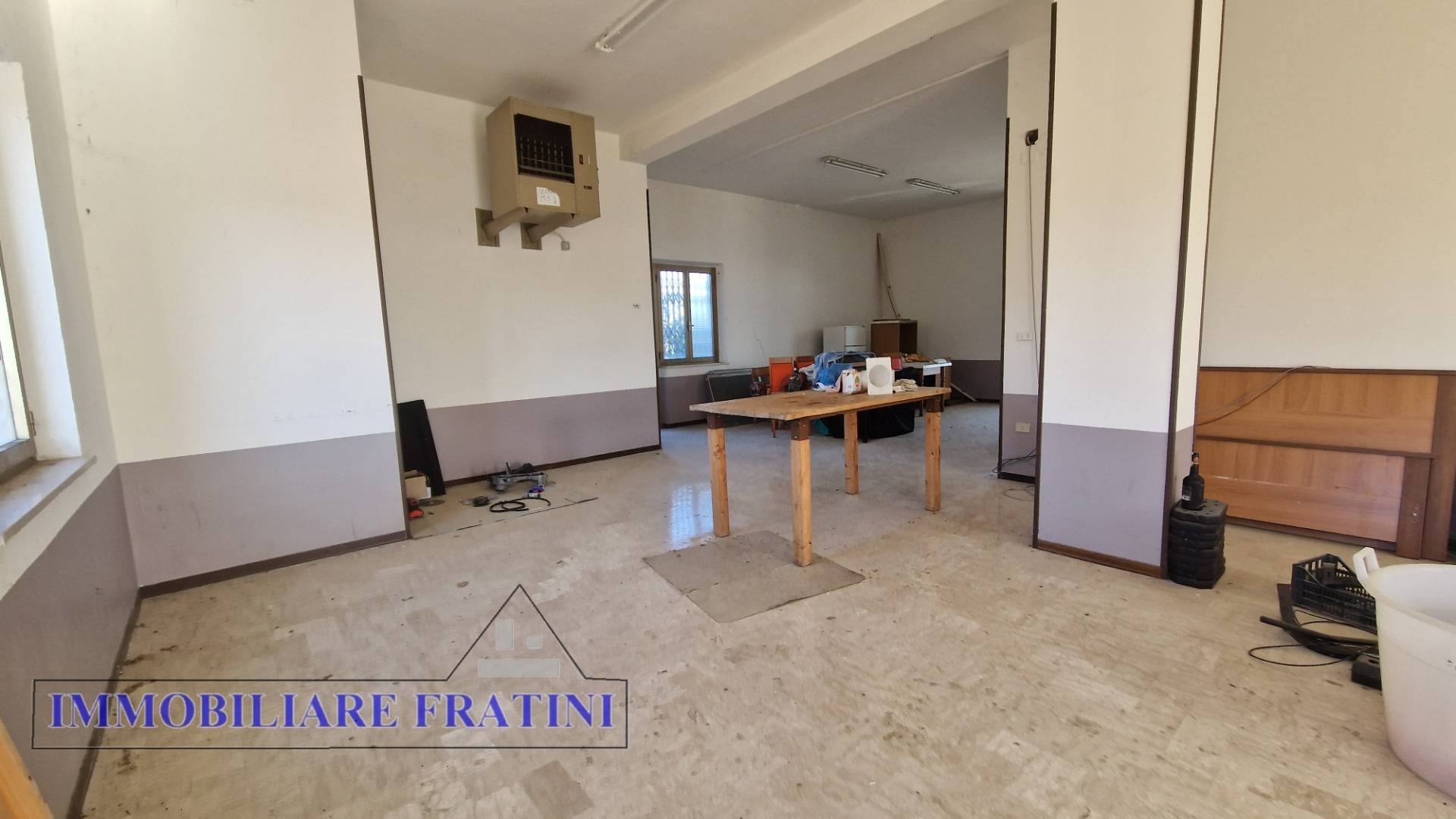 Opificio in vendita a Sant'Egidio alla Vibrata