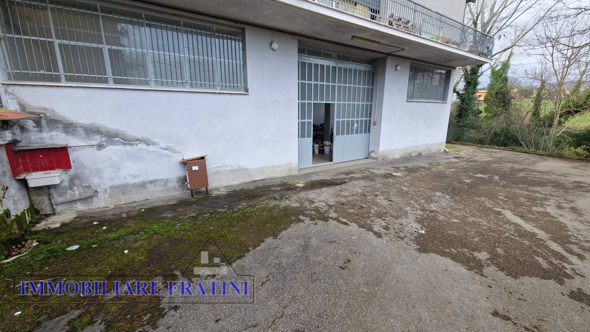 Locale Artigianale in vendita a Campli, Sant'Onofrio