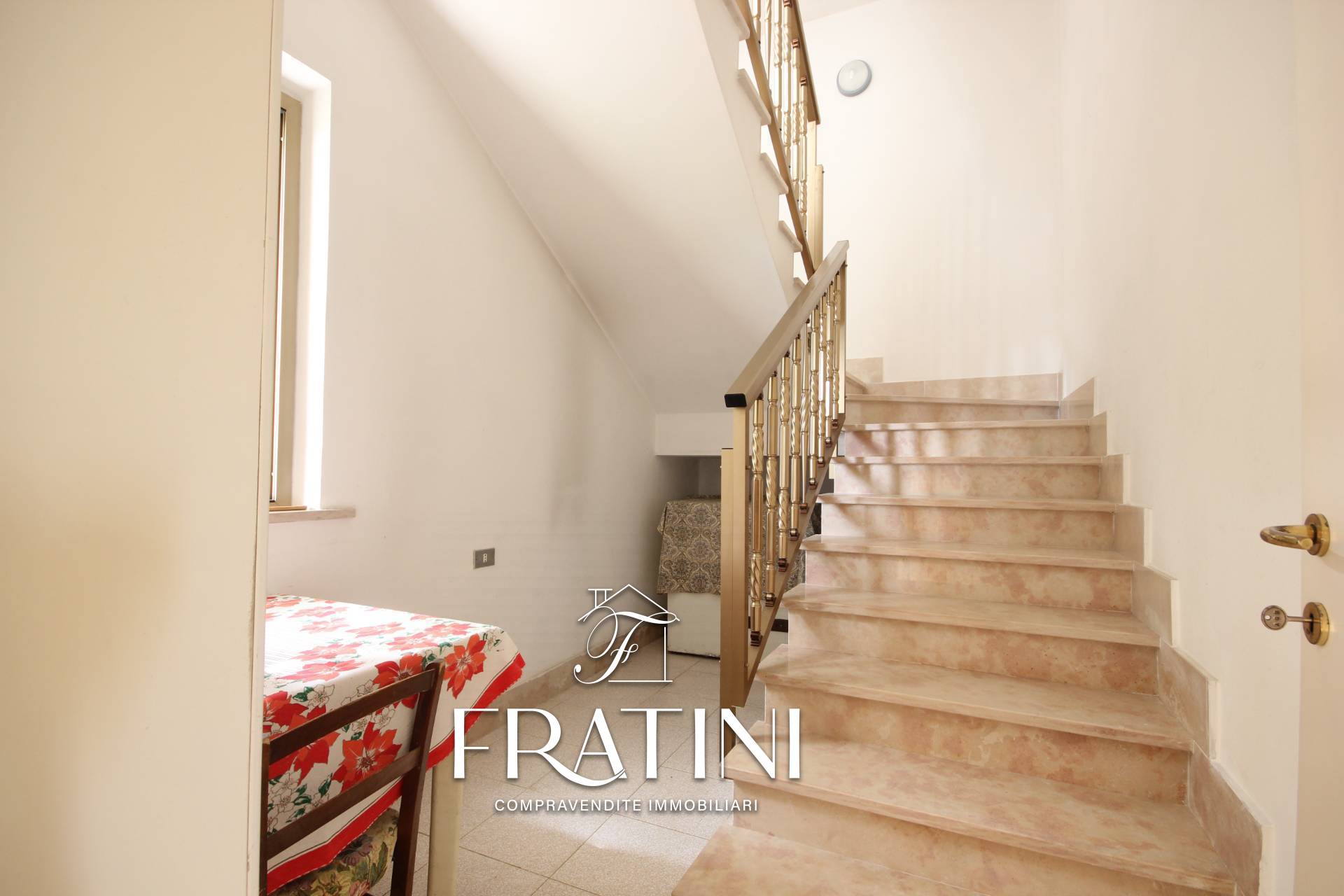 Casa singola in vendita a Civitella del Tronto