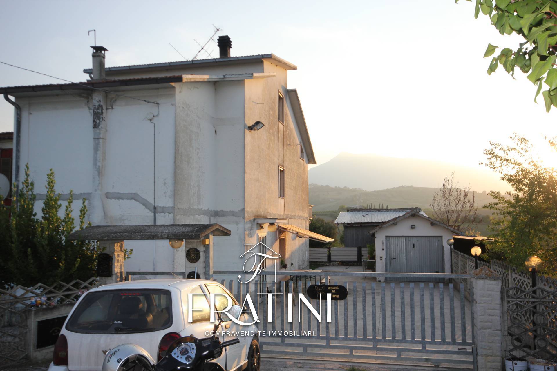Casa Cielo Terra in vendita a Civitella del Tronto