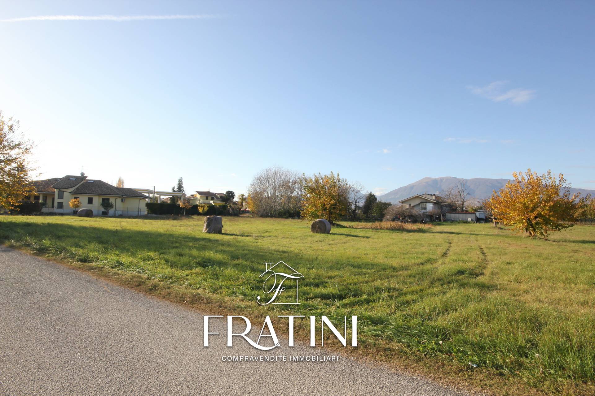 Terreno edificabile in vendita a Sant'Egidio alla Vibrata