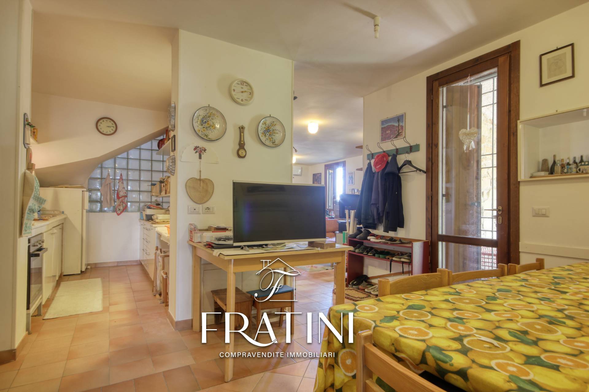 Villa Unifamiliare in vendita a Rotella, Poggio Canoso