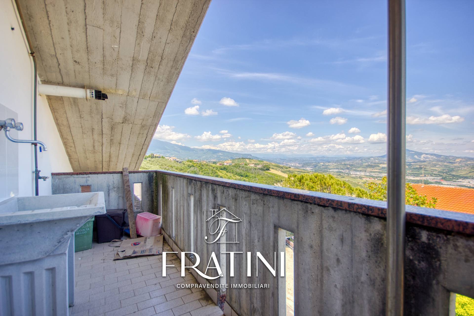 Attico in vendita a Ancarano
