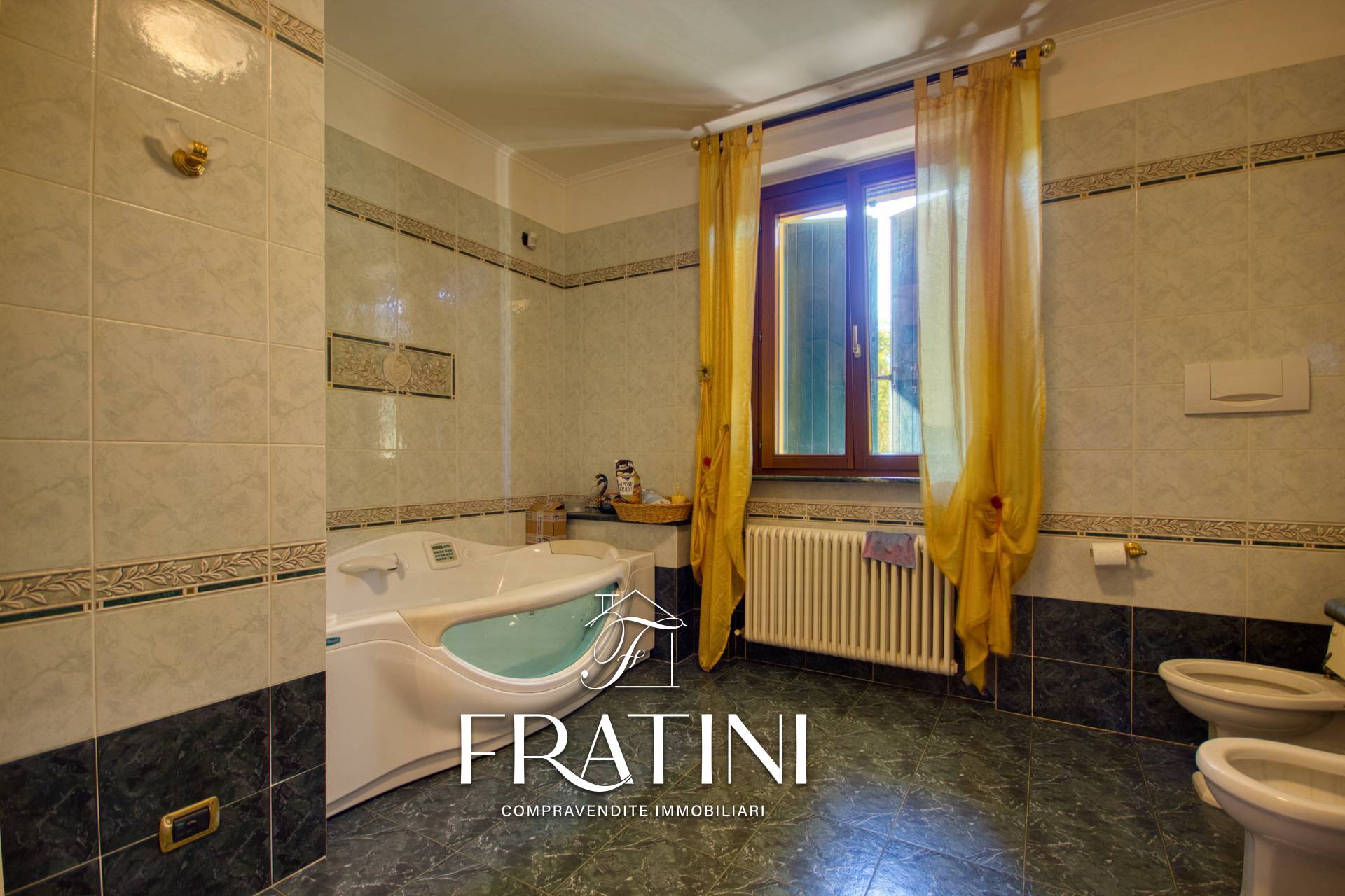 Villa Unifamiliare in vendita a Monterubbiano, Rubbianello