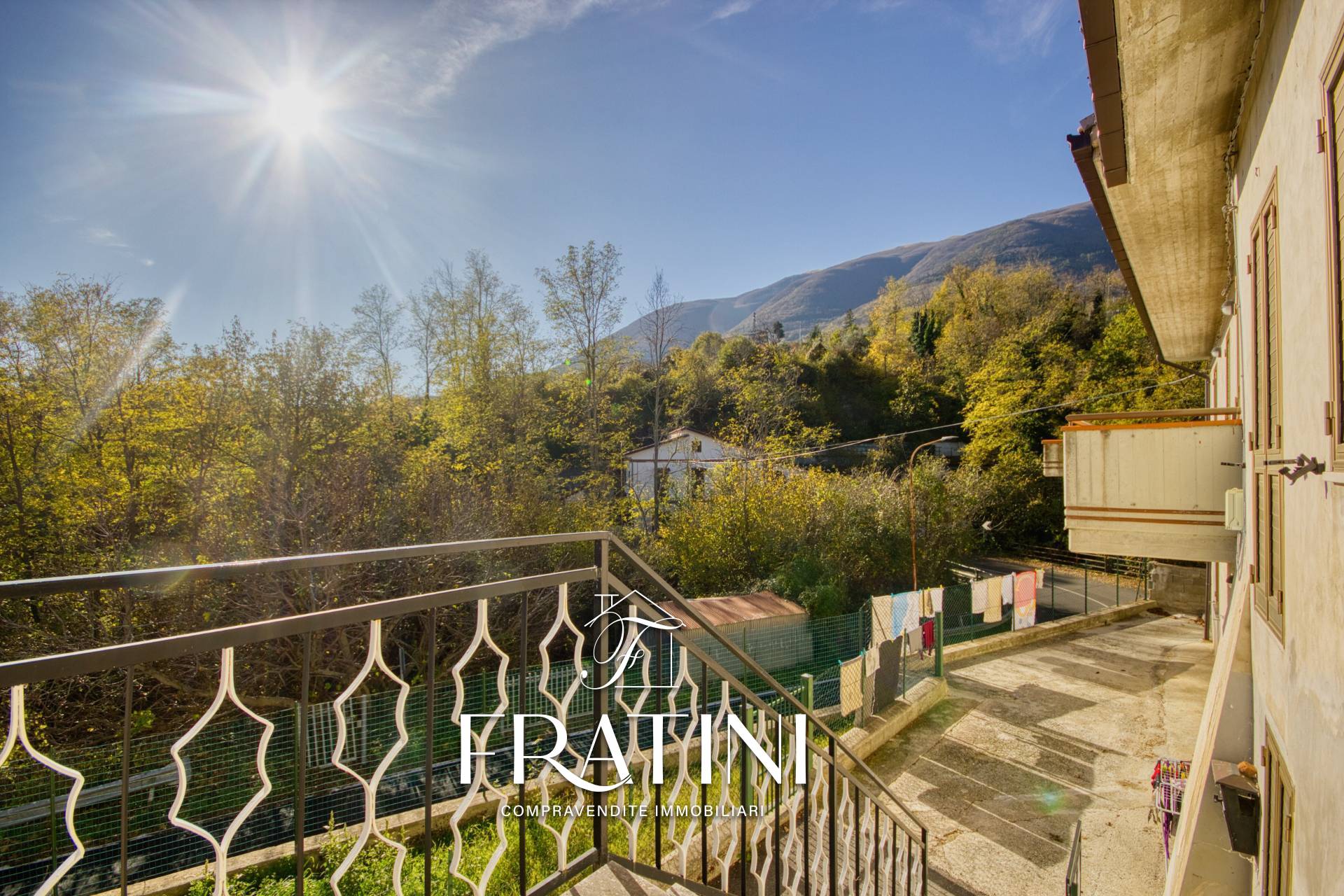 Casa Cielo Terra in vendita a Civitella del Tronto, Piano San Pietro