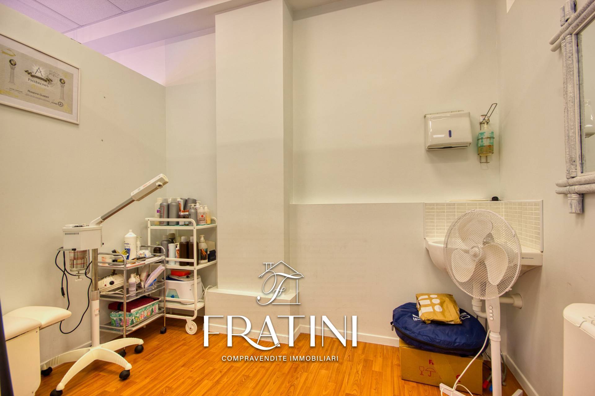 Attivit commerciale in vendita a Maltignano, Caselle di Maltignano