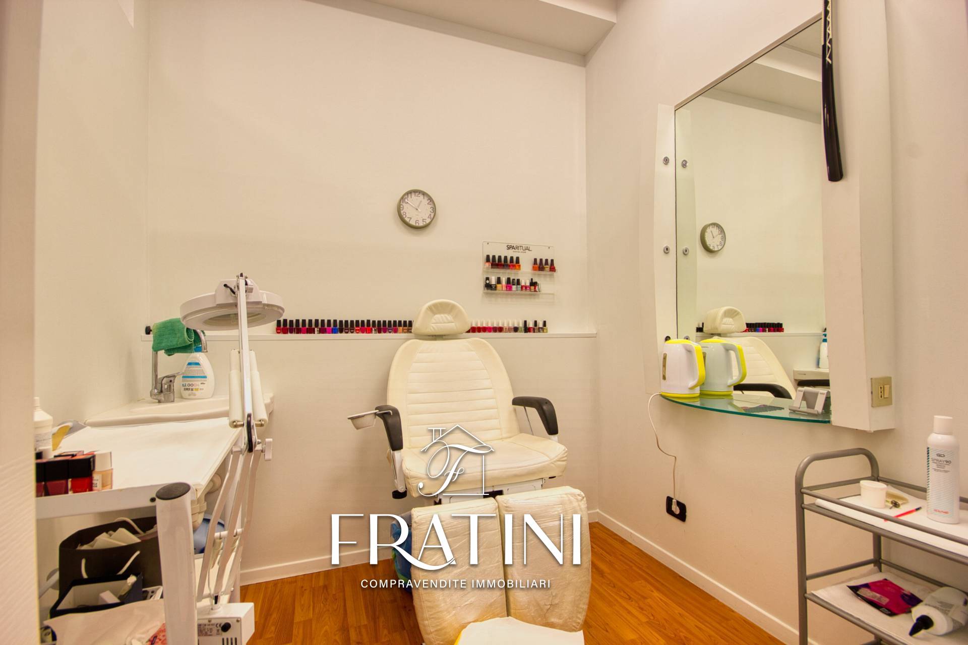 Attivit commerciale in vendita a Maltignano, Caselle di Maltignano