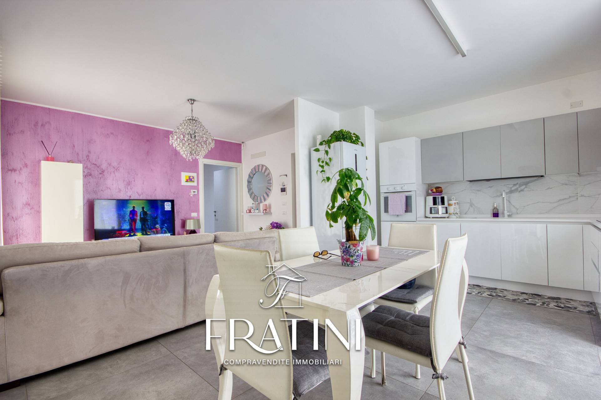 Appartamento in vendita a Sant'Omero, Garrufo