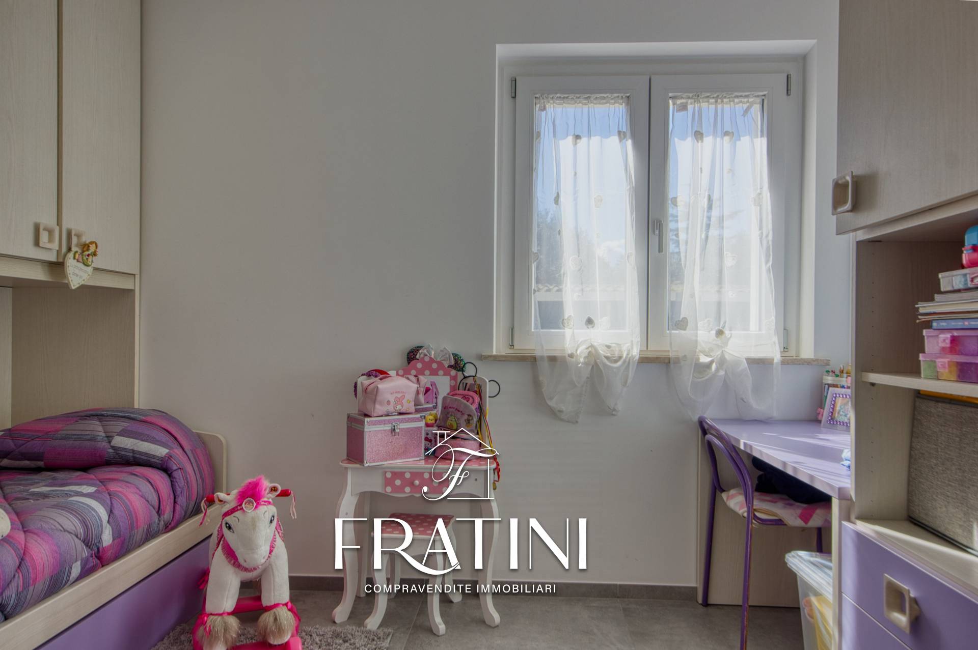 Appartamento in vendita a Sant'Omero, Garrufo