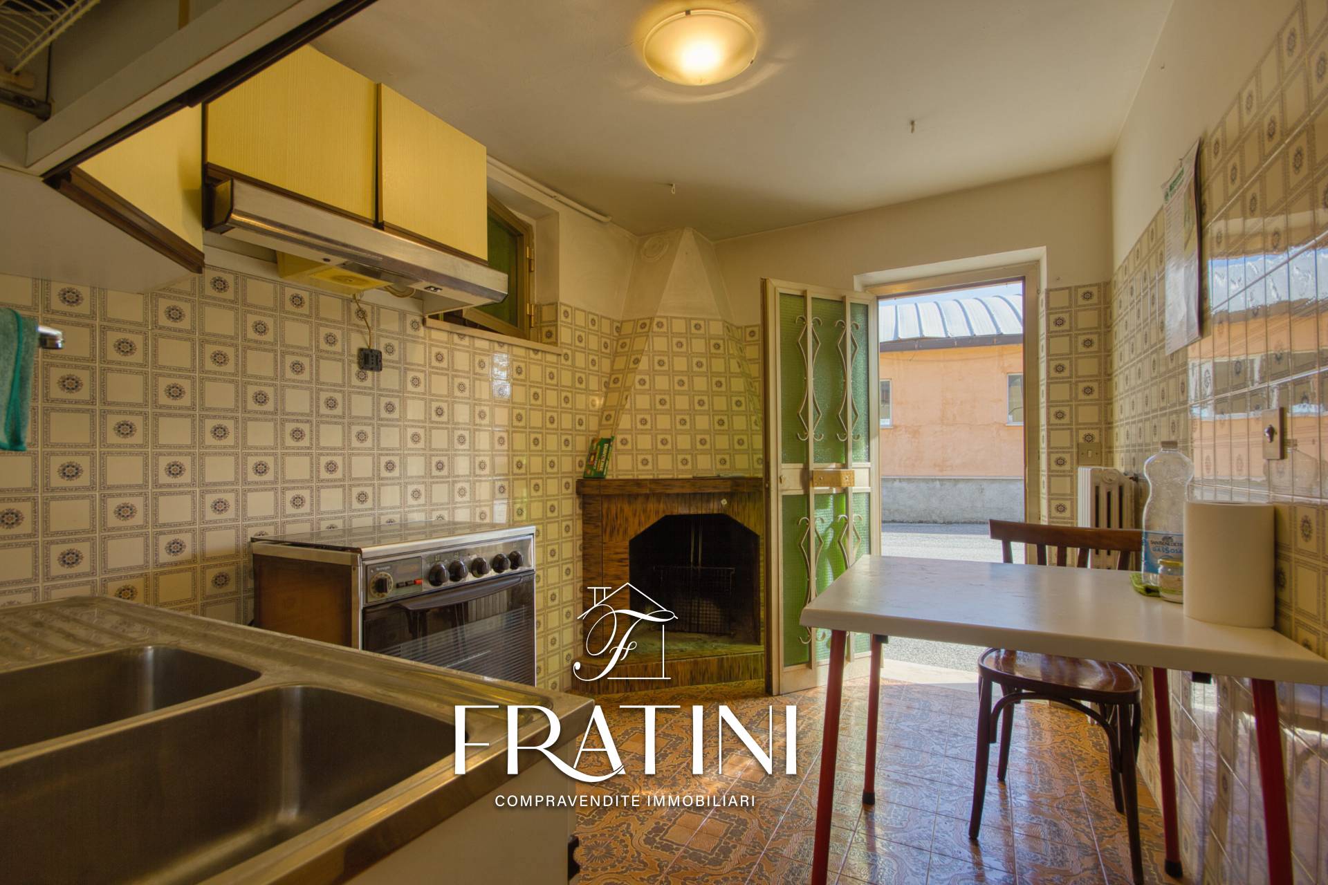 Casa Cielo Terra in vendita a Civitella del Tronto, Villa Lempa