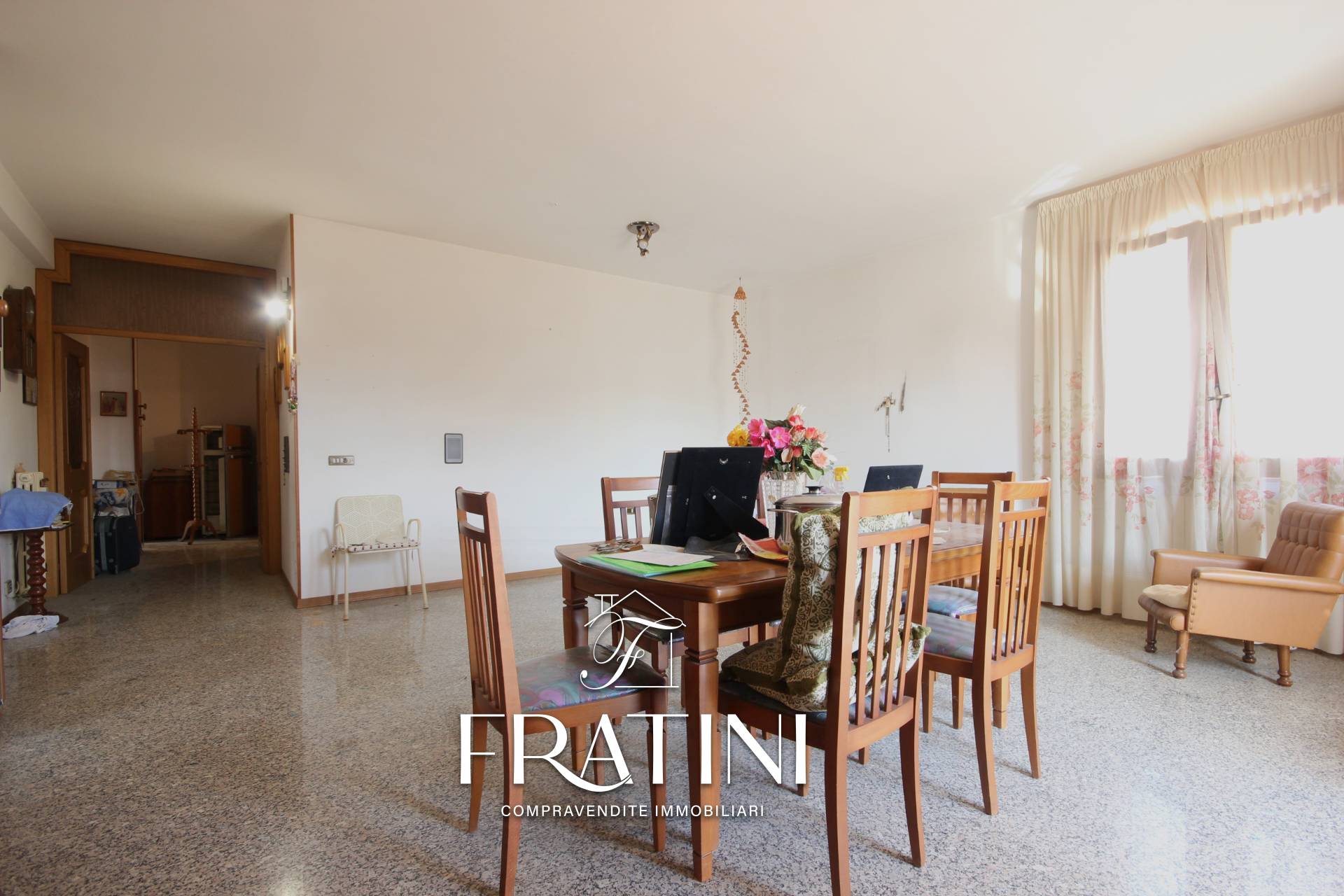 Casa singola in vendita a Sant'Omero, Villa Ricci