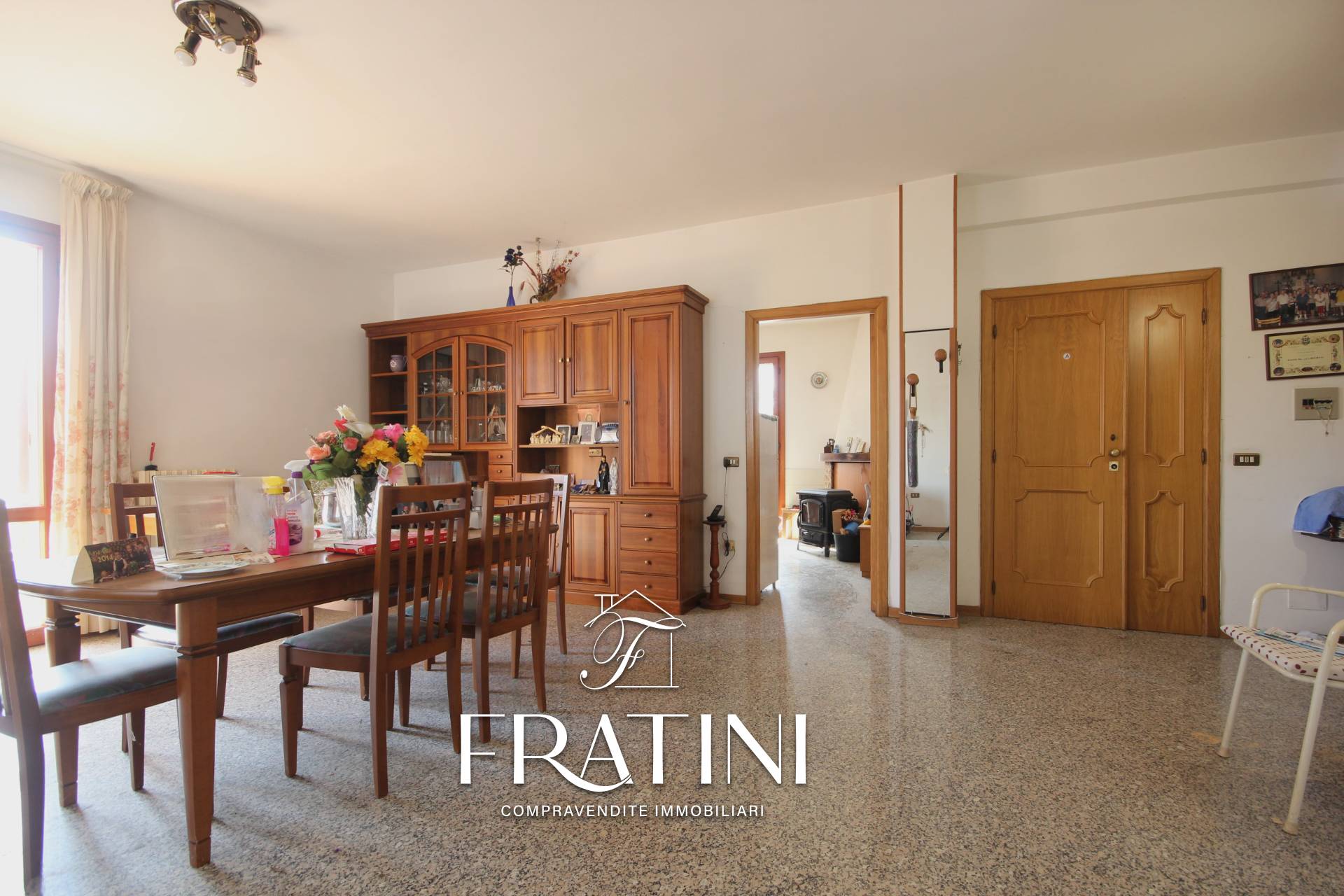 Casa singola in vendita a Sant'Omero, Villa Ricci