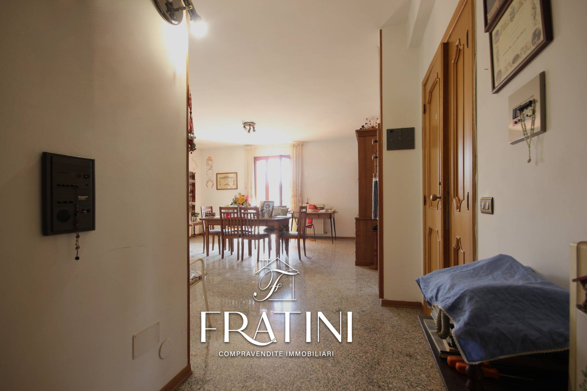 Casa singola in vendita a Sant'Omero, Villa Ricci