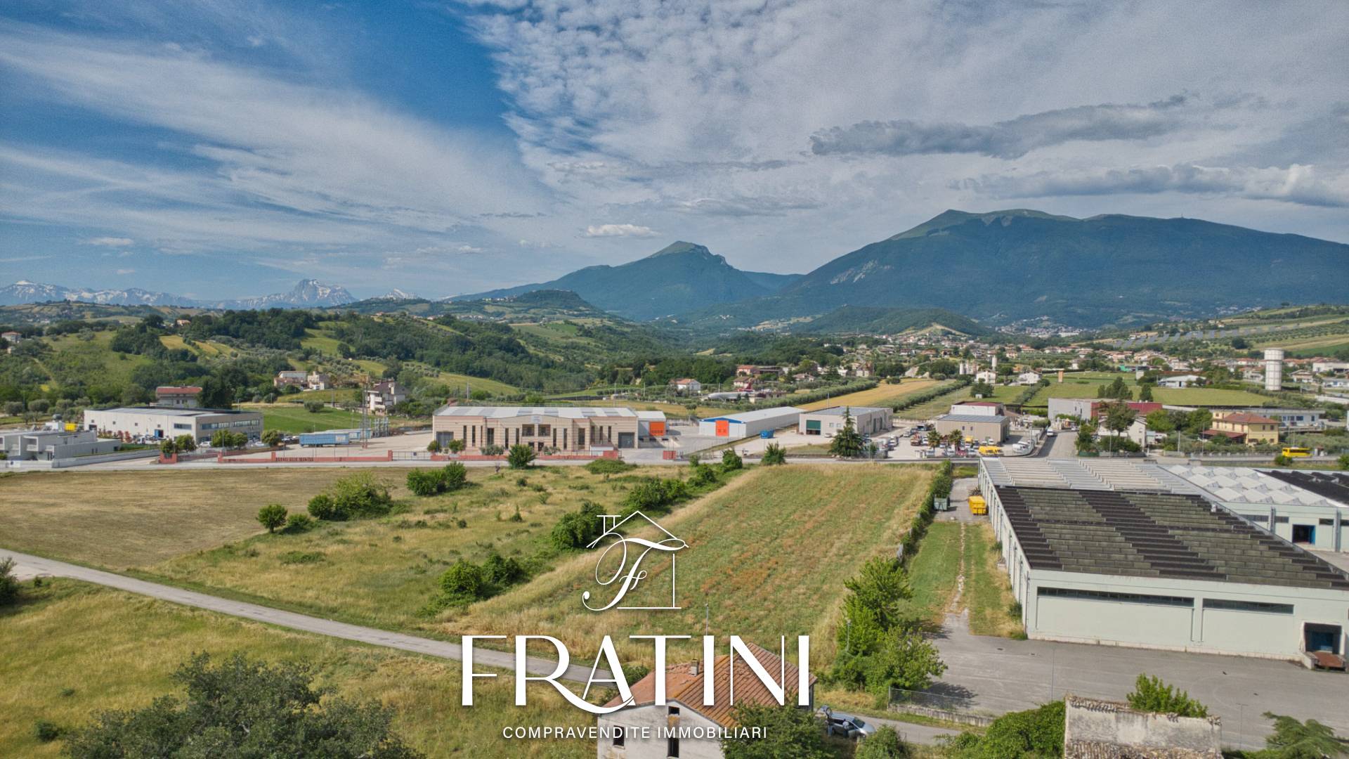 Casolare e Terreno in vendita a Sant'Egidio alla Vibrata
