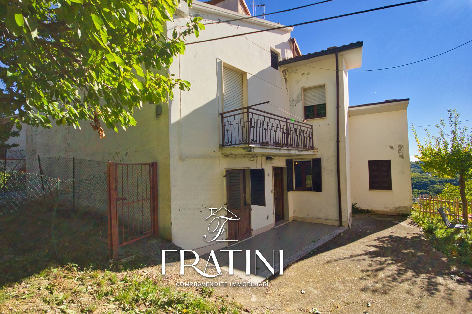 Casa Cielo Terra in vendita a Civitella del Tronto, Fucignano