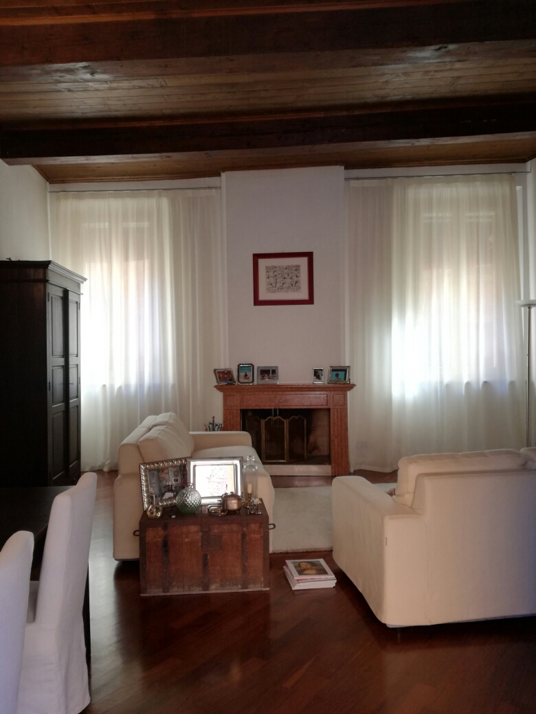 Appartamento in vendita a Ferrara, Centro storico