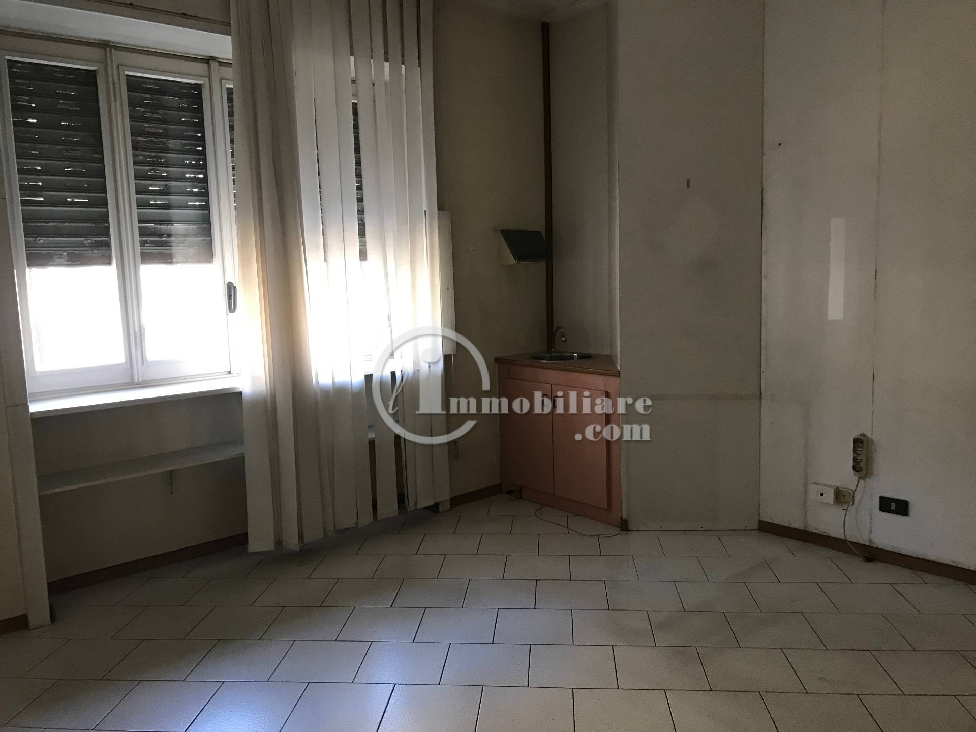 Ufficio/studio in vendita a Busto Arsizio, Centro