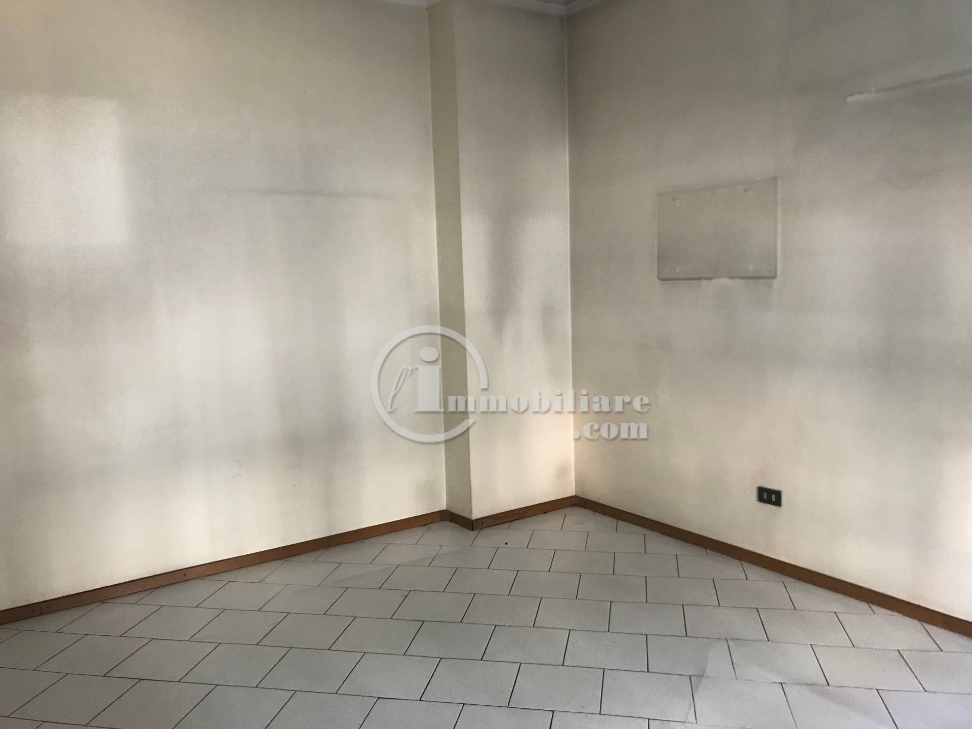 Ufficio/studio in vendita a Busto Arsizio, Centro