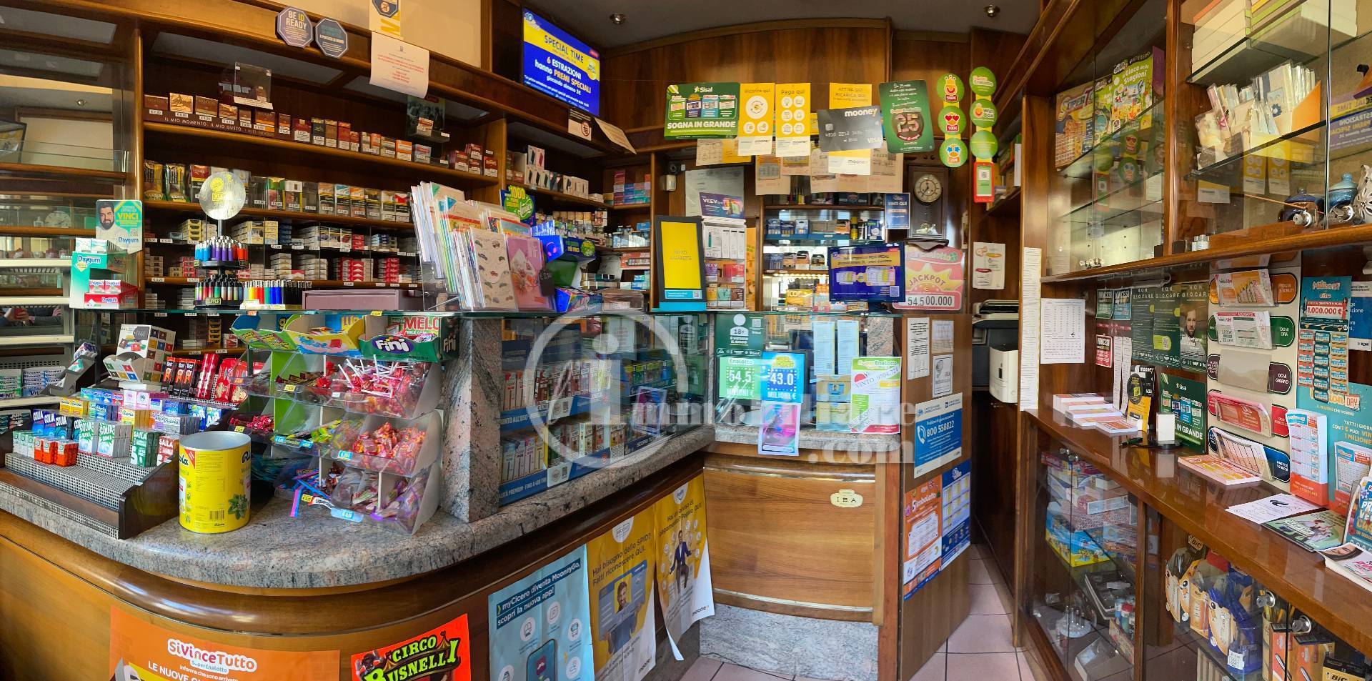 Attivit - Licenza in vendita a Busto Arsizio, Frati