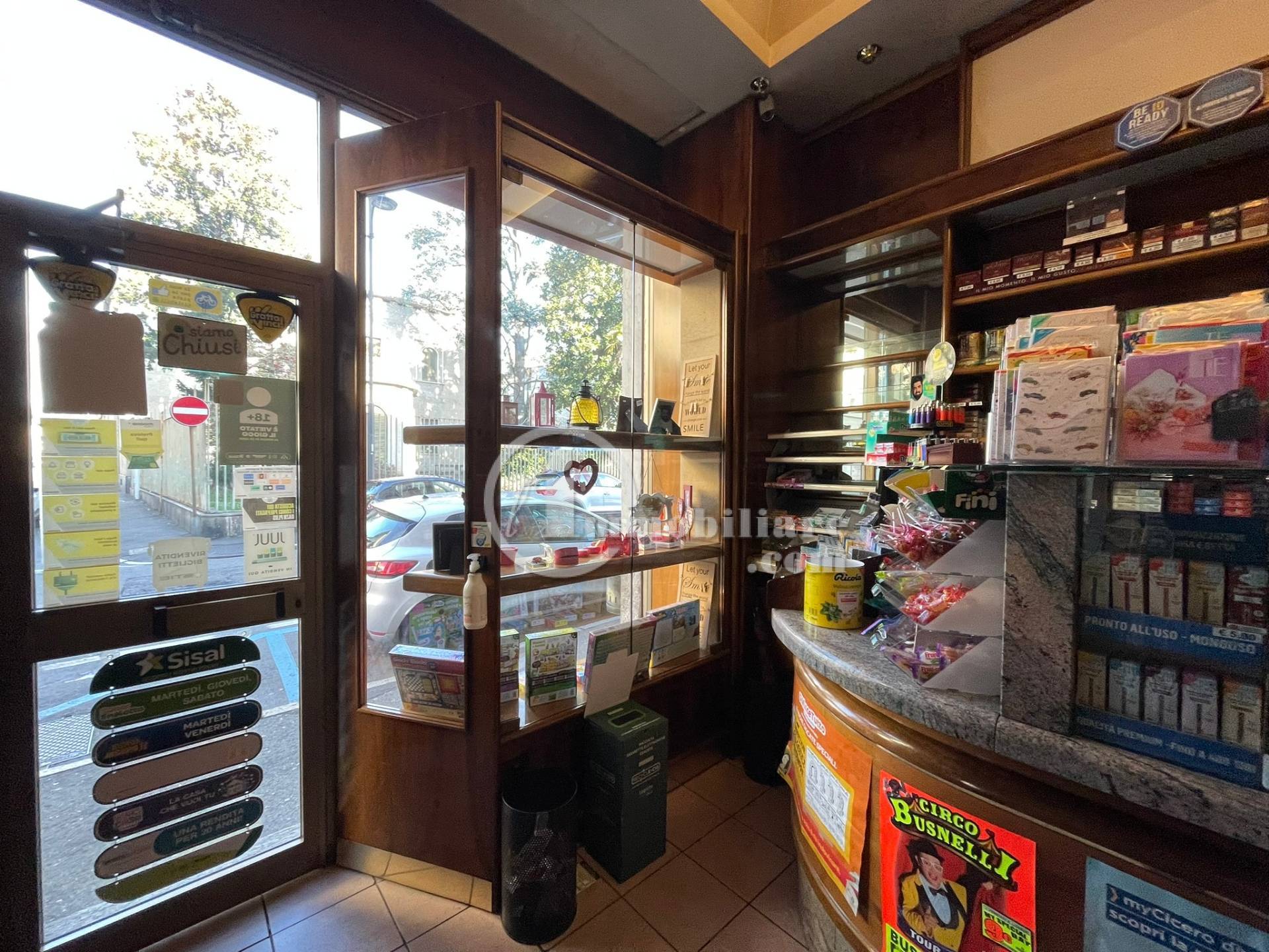 Attivit - Licenza in vendita a Busto Arsizio, Frati