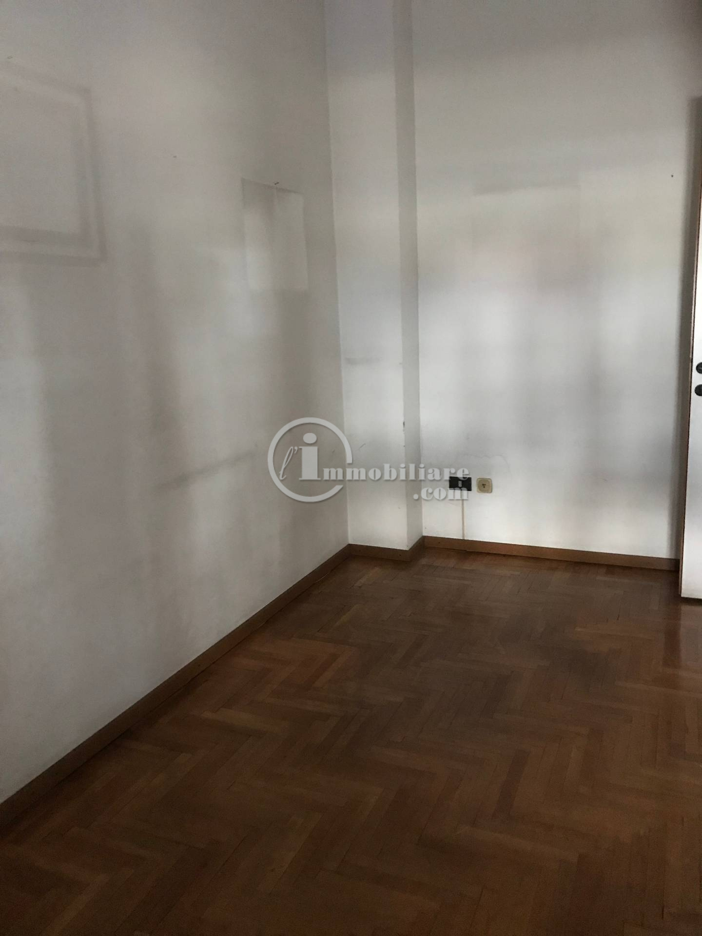 Ufficio/studio in vendita a Busto Arsizio, Centro