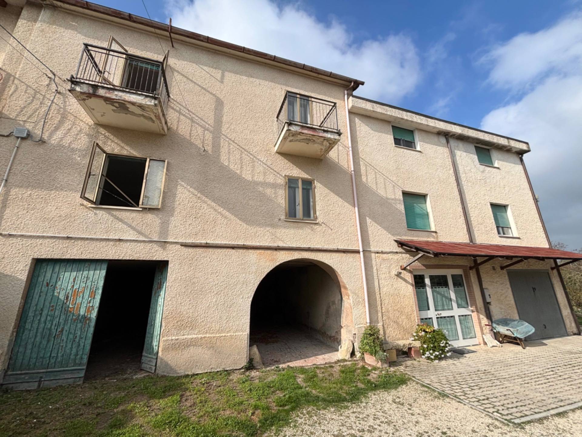 Cielo Terra in vendita a Sassoferrato