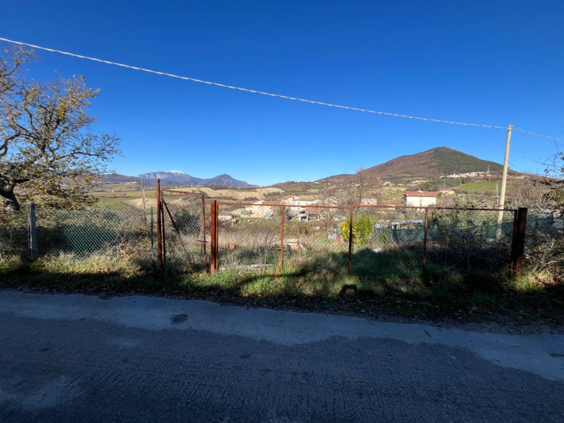 Cielo Terra in vendita a Fabriano, FRAZIONI